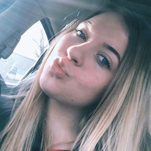 Meet your Posher, Lucy